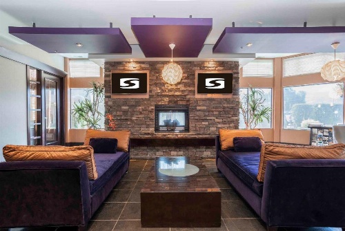 Sandman Hotel Penticton image 2