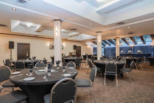 Sandman Hotel Penticton image 8